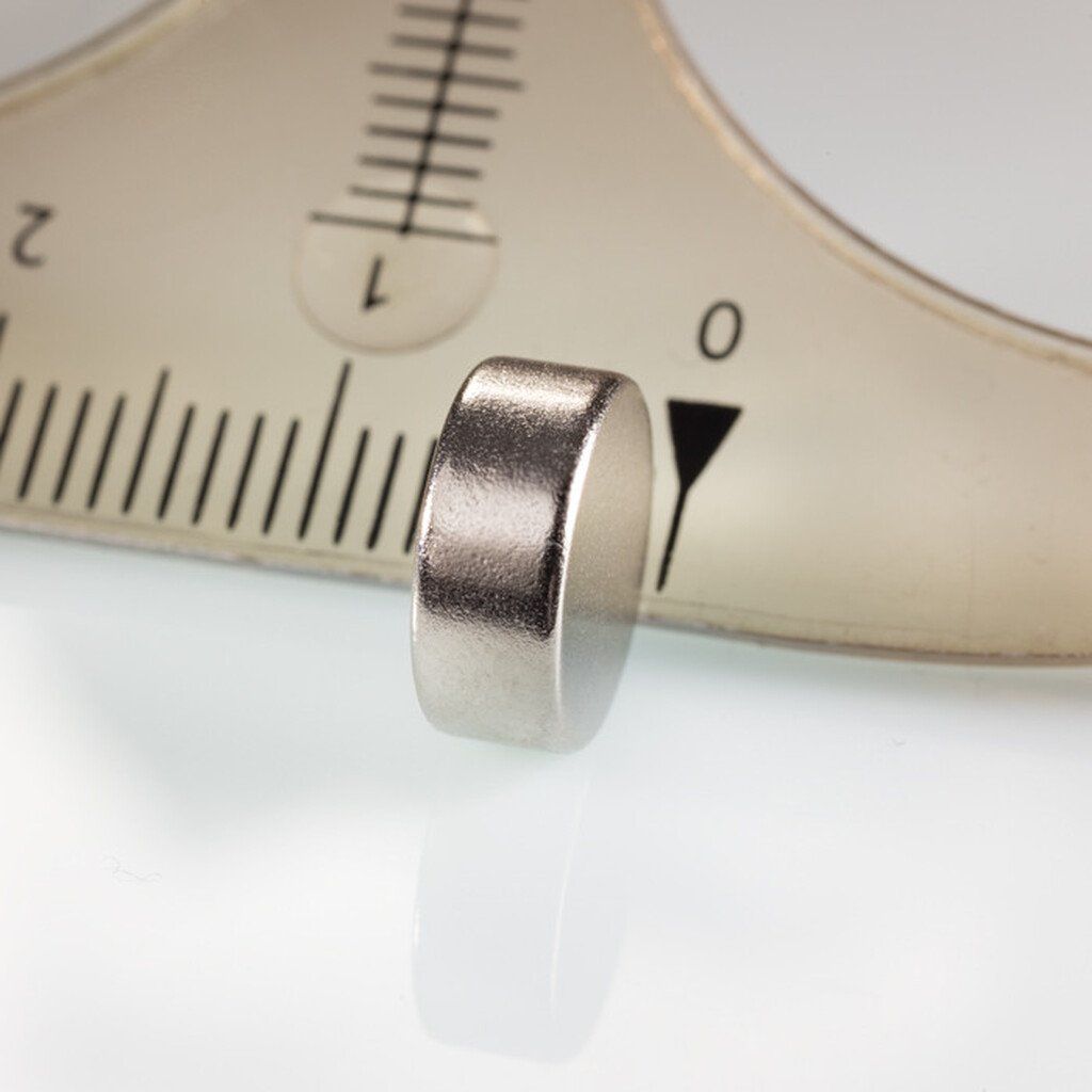 Neodymium magnet cylinder diameter 10x4 mm for stronger experiments with coins