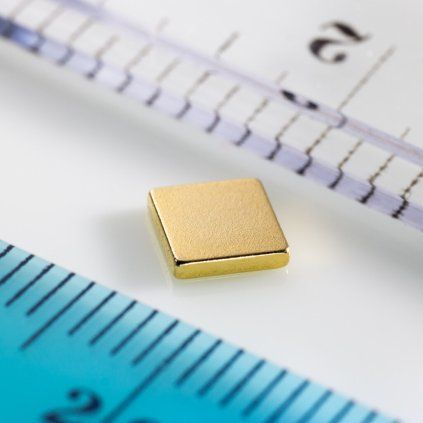 Gold-plated neodymium block magnet 5 × 5 × 1 mm